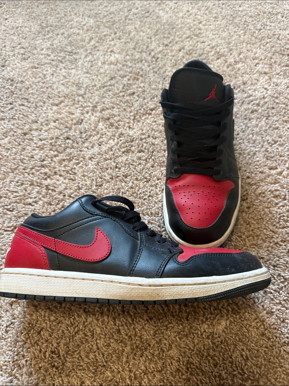 Air Jordan 1 Low Men’s Sneakers - Black/Red